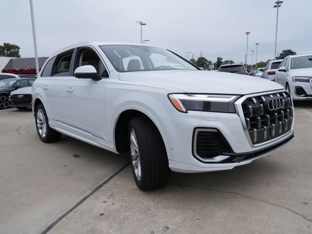 2025 Audi Q7 Premium Plus