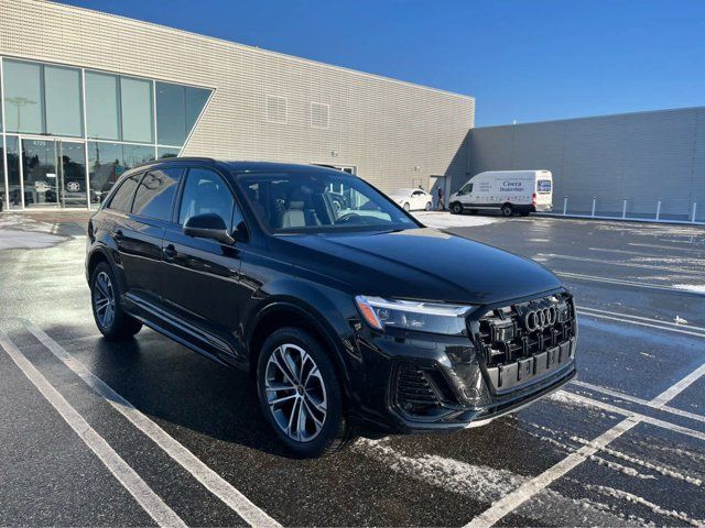 2025 Audi Q7 Premium Plus