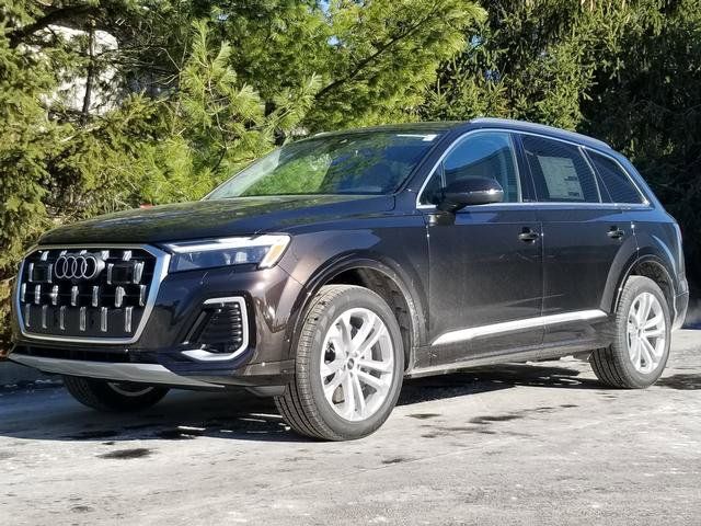 2025 Audi Q7 Premium Plus