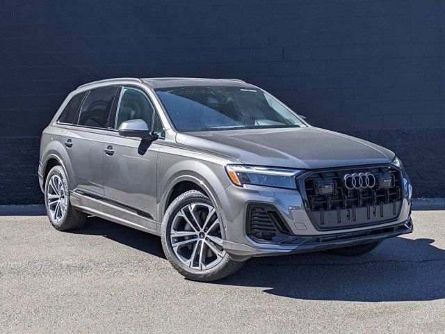 2025 Audi Q7 Premium Plus