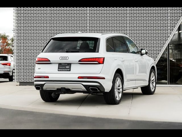 2025 Audi Q7 Premium Plus