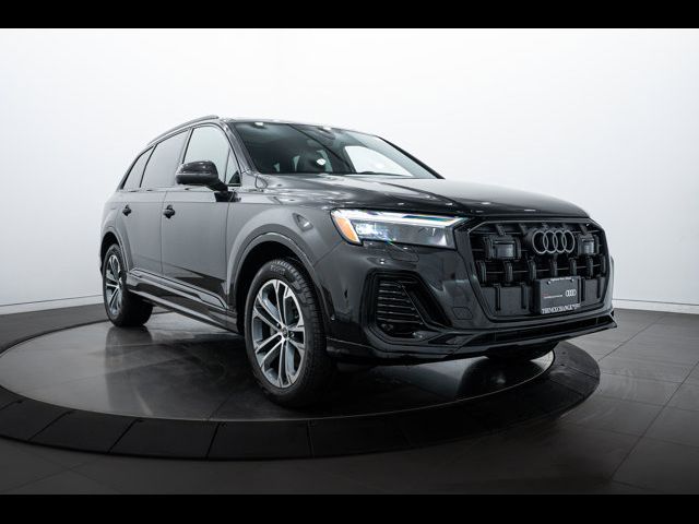 2025 Audi Q7 Premium Plus