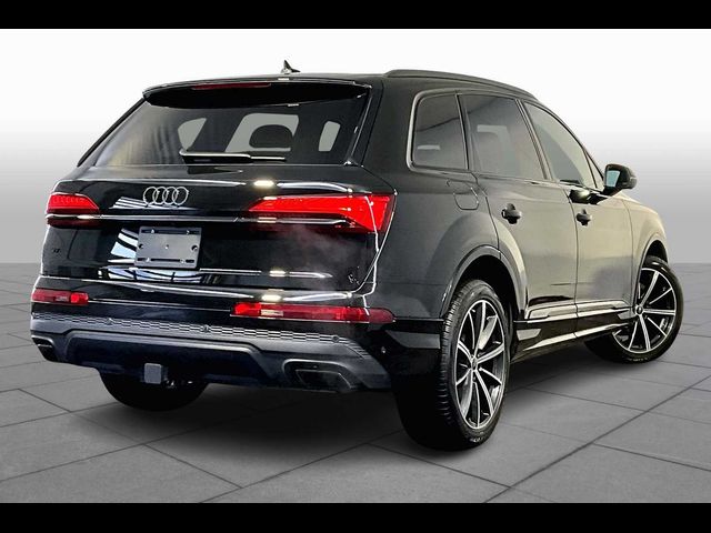 2025 Audi Q7 Premium Plus