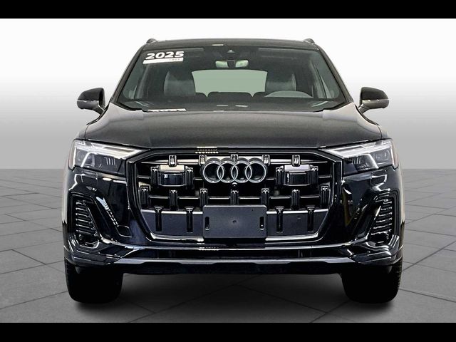 2025 Audi Q7 Premium Plus