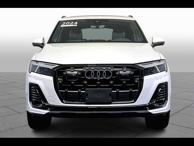 2025 Audi Q7 Premium Plus