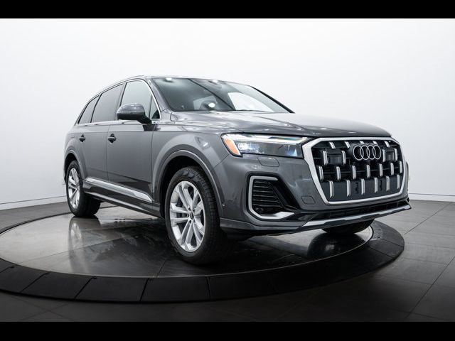 2025 Audi Q7 Premium Plus