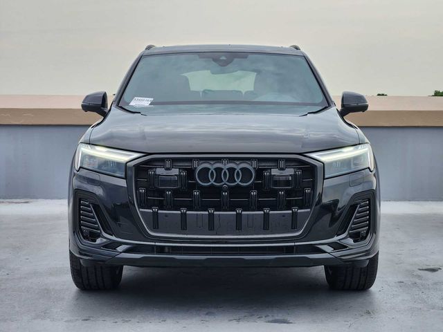 2025 Audi Q7 Premium Plus