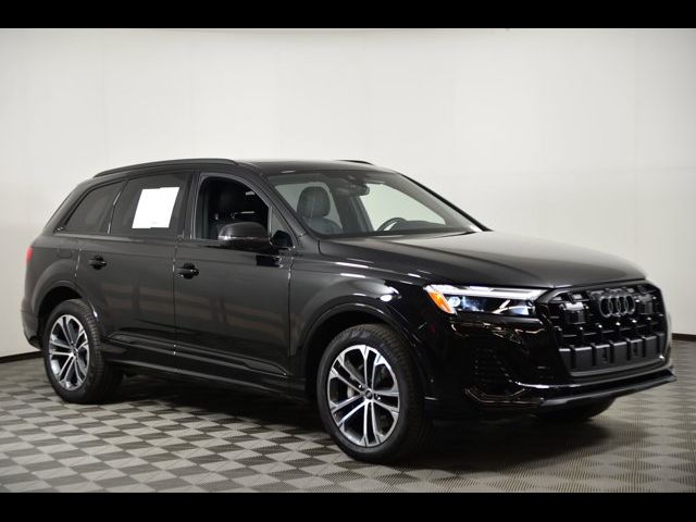 2025 Audi Q7 Premium Plus