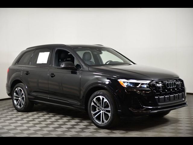 2025 Audi Q7 Premium Plus