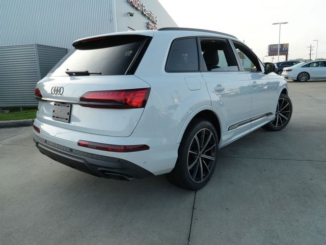 2025 Audi Q7 Premium Plus