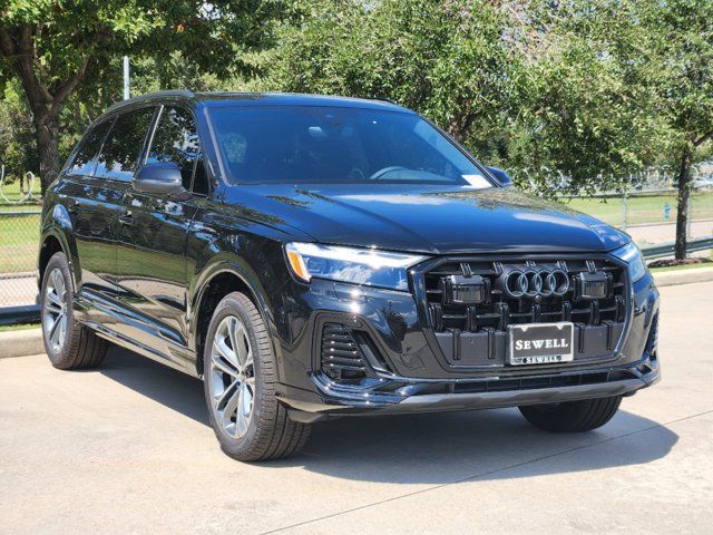 2025 Audi Q7 Premium Plus