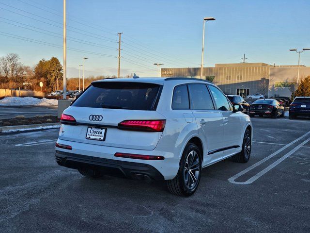 2025 Audi Q7 Premium Plus