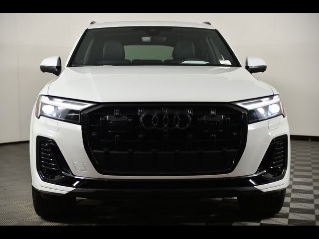 2025 Audi Q7 Premium Plus