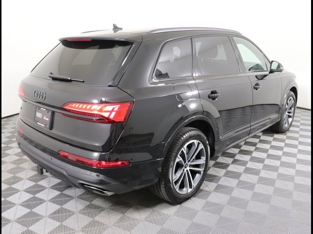 2025 Audi Q7 Premium Plus