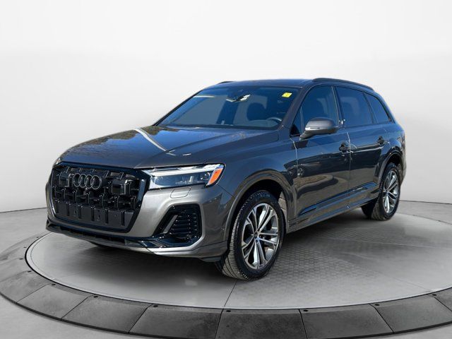 2025 Audi Q7 Premium Plus