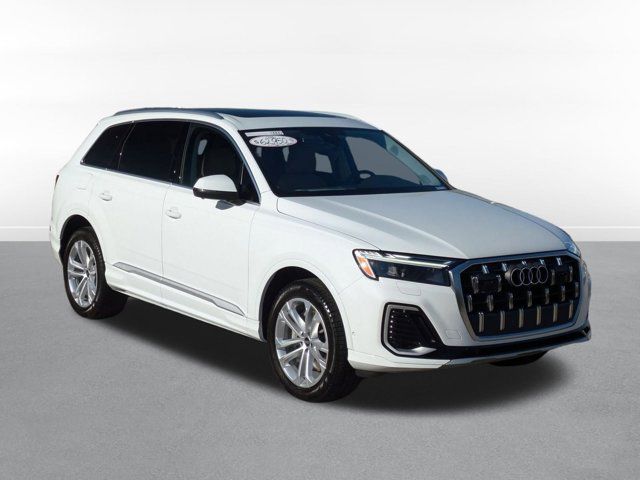 2025 Audi Q7 Premium Plus