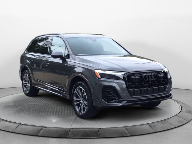 2025 Audi Q7 Premium Plus