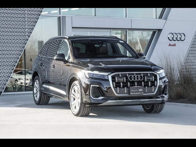 2025 Audi Q7 Premium Plus