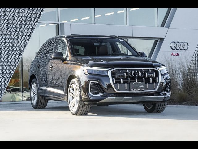 2025 Audi Q7 Premium Plus