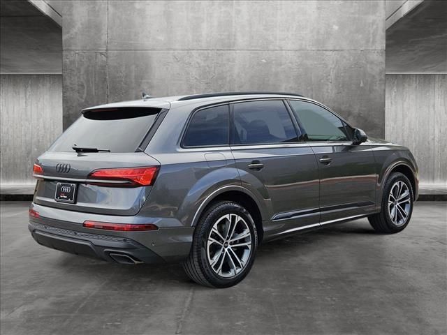 2025 Audi Q7 Premium Plus