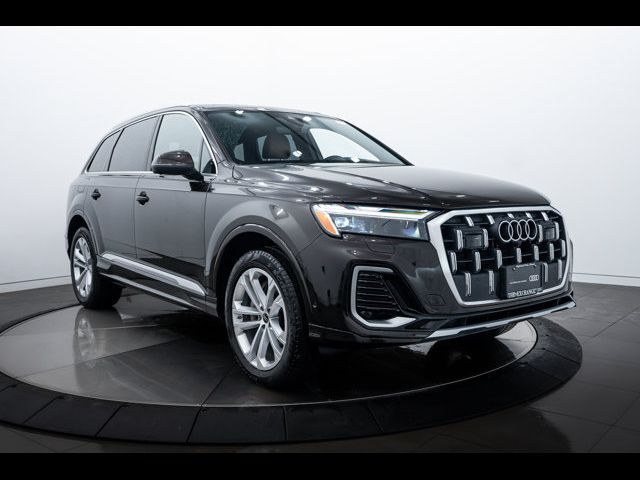 2025 Audi Q7 Premium Plus