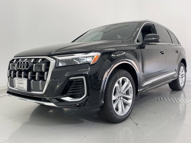 2025 Audi Q7 Premium Plus