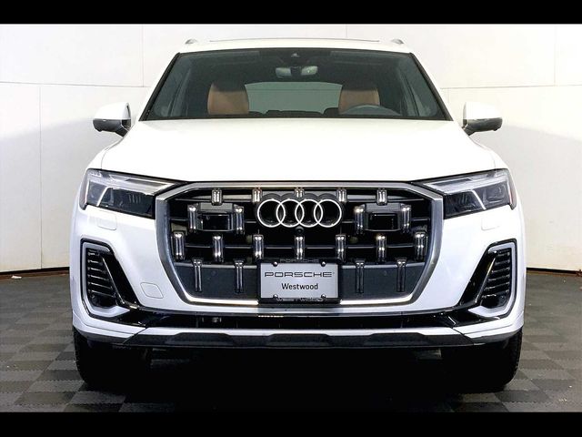 2025 Audi Q7 Premium Plus