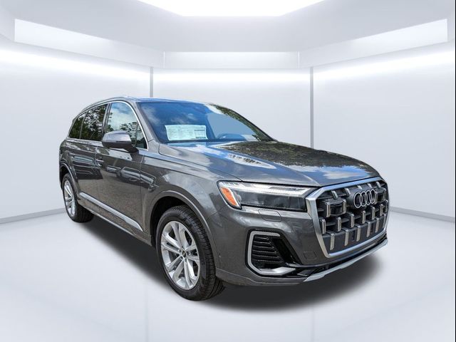 2025 Audi Q7 Premium Plus