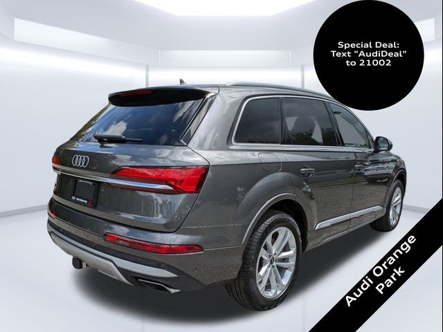 2025 Audi Q7 Premium Plus