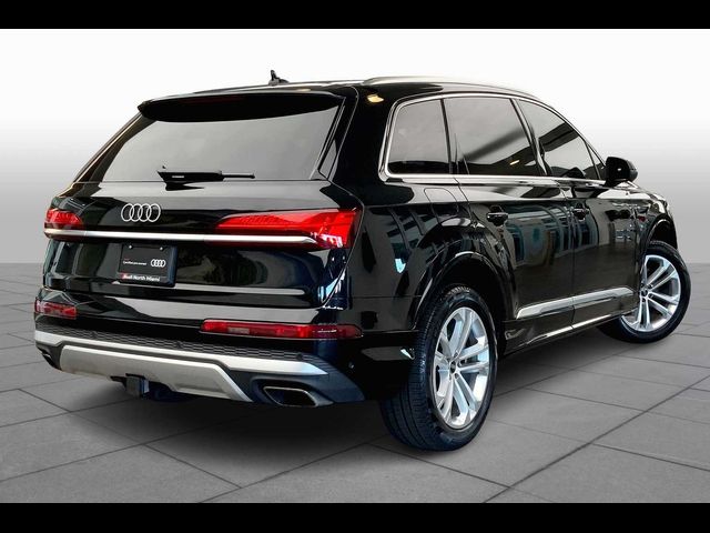 2025 Audi Q7 Premium Plus