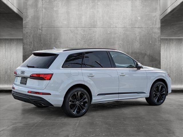 2025 Audi Q7 Premium Plus