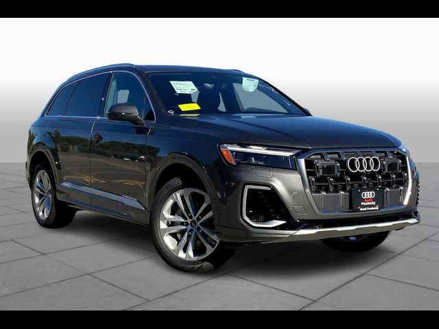 2025 Audi Q7 Premium Plus