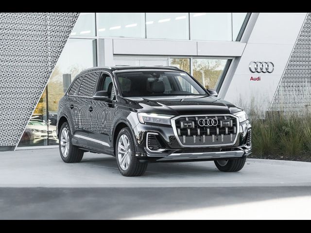 2025 Audi Q7 Premium Plus