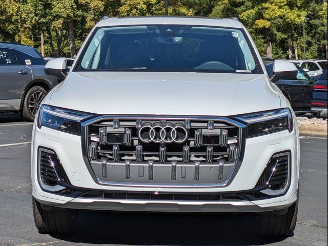 2025 Audi Q7 Premium Plus