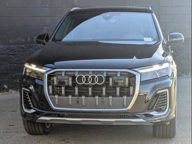 2025 Audi Q7 Premium Plus