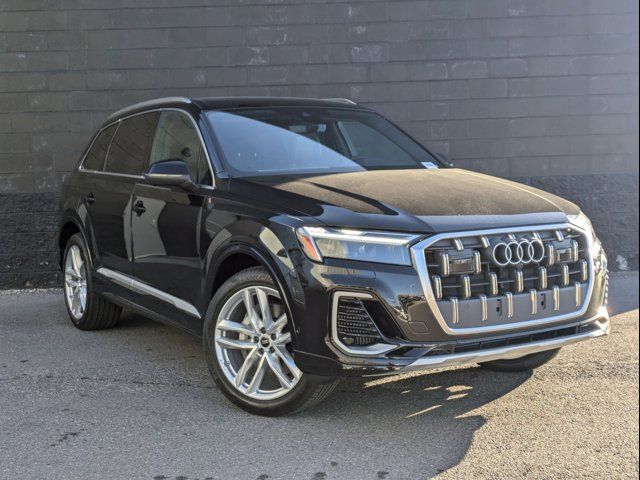 2025 Audi Q7 Premium Plus