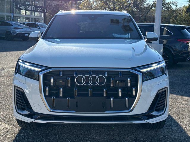 2025 Audi Q7 Premium Plus
