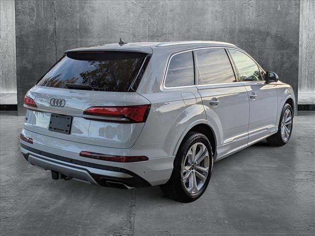 2025 Audi Q7 Premium Plus