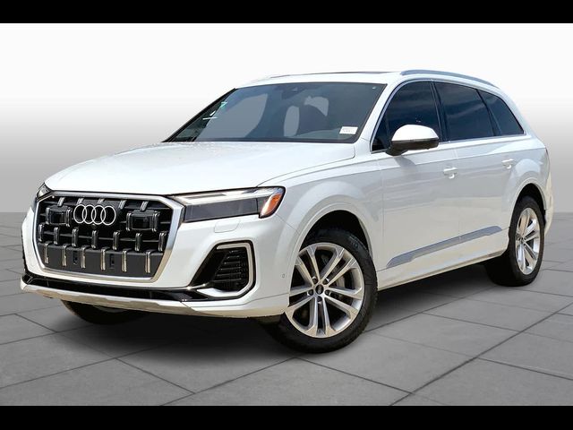 2025 Audi Q7 Premium Plus