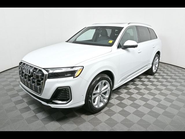 2025 Audi Q7 Premium Plus