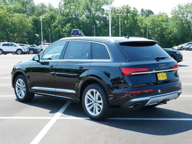 2025 Audi Q7 Premium Plus