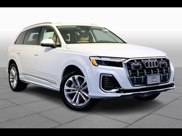 2025 Audi Q7 Premium Plus