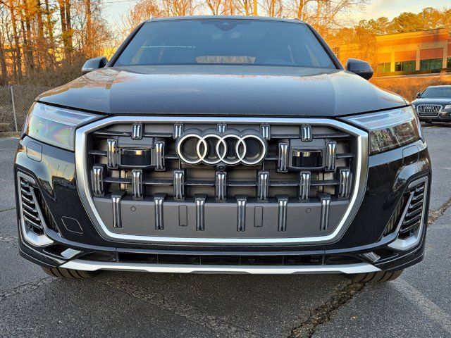 2025 Audi Q7 Premium Plus