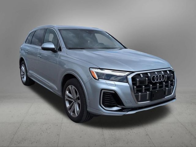 2025 Audi Q7 Premium Plus