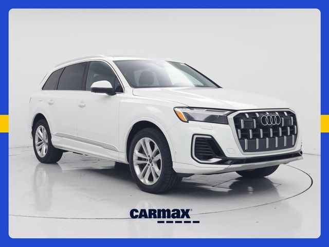 2025 Audi Q7 Premium Plus
