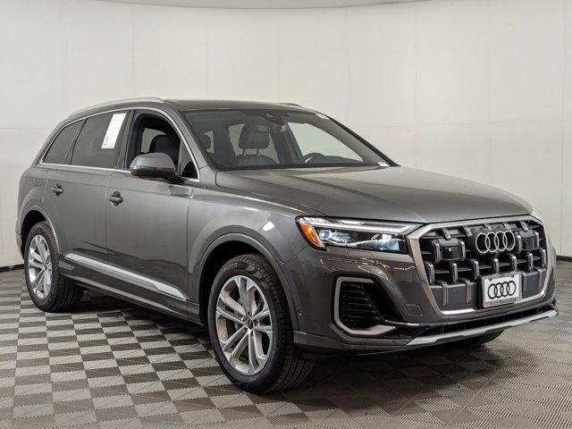 2025 Audi Q7 Premium Plus