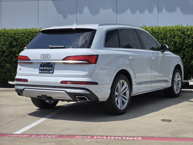 2025 Audi Q7 Premium Plus