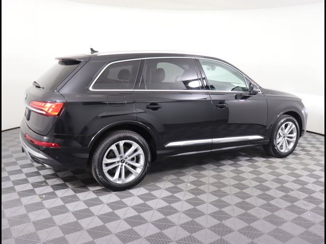 2025 Audi Q7 Premium Plus