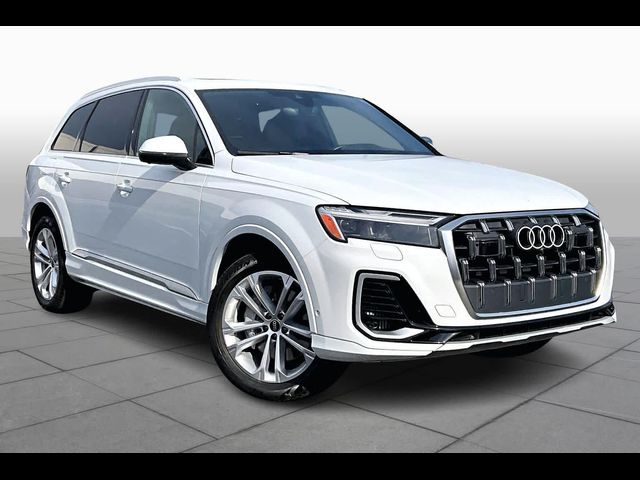2025 Audi Q7 Premium Plus