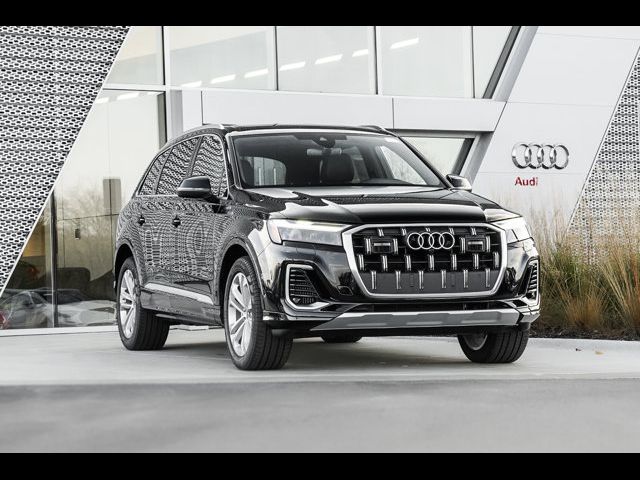 2025 Audi Q7 Premium Plus